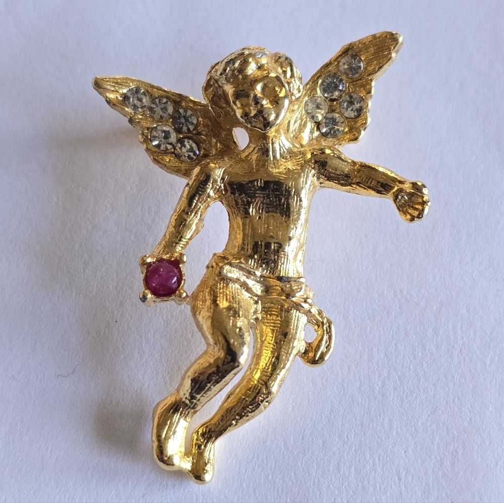 Vintage angel brooch gold tone metal pin red clear angle guardian cherub
